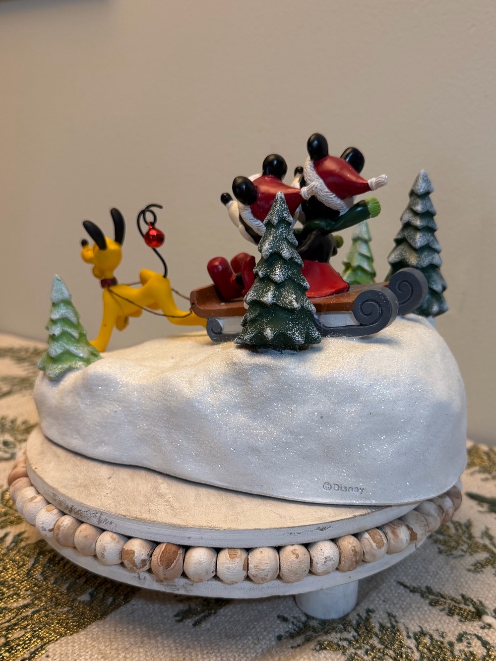 Mickey Minnie Pluto Sleigh Ride Christmas Village - Picture 3 of 10